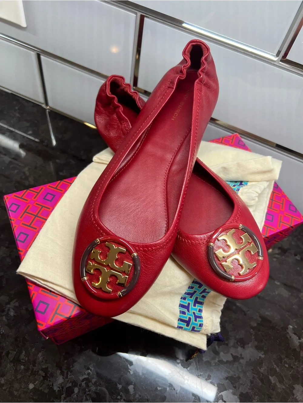 Tory Burch Red Leather Ballet Flats – Gold Double T Logo – Size 8 – Brand New
